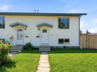 4901A N Womacks Rd, Blackfalds, AB T0C0J0