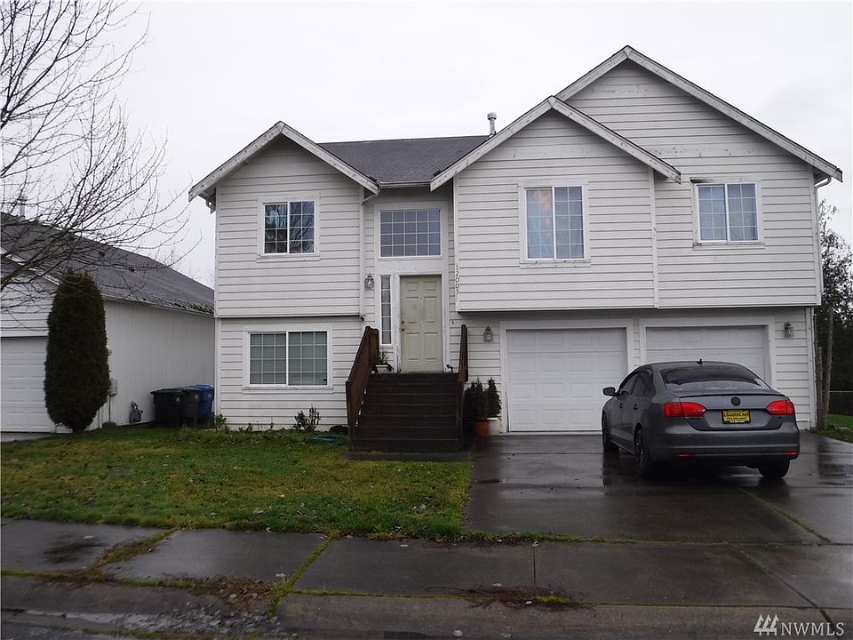 1st image of 12005 64th Ave E