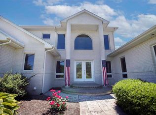 4821 Shalom Dr, Auburn, MI 48611