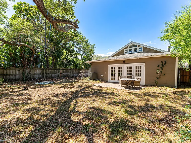 2512 W Palm Dr — Photo 42