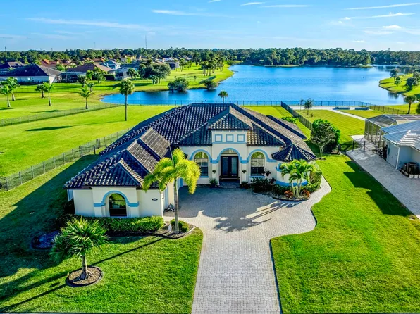 3784 Province Dr, Melbourne, FL 32934