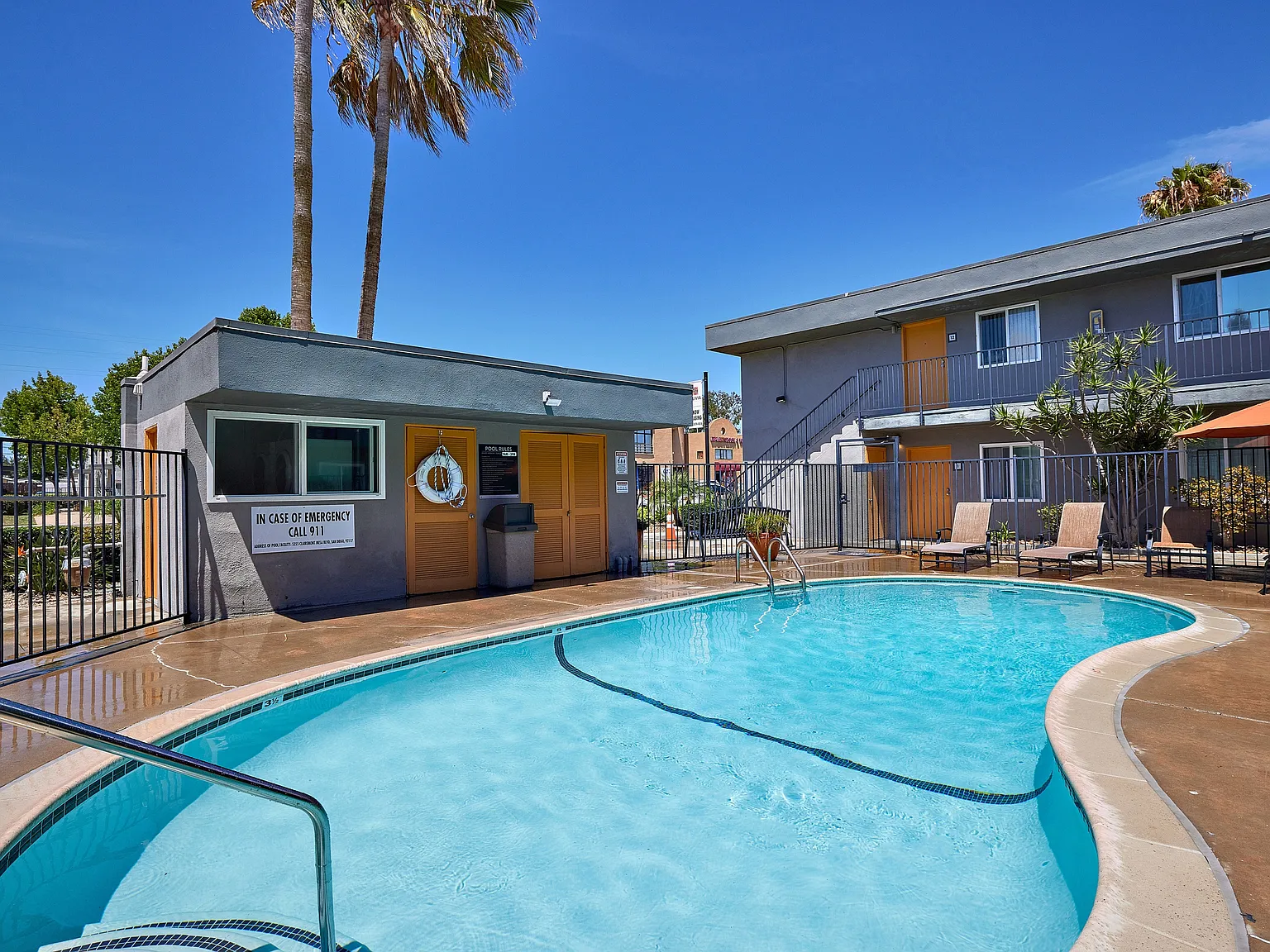 Elivia Apartments — Photo 3
