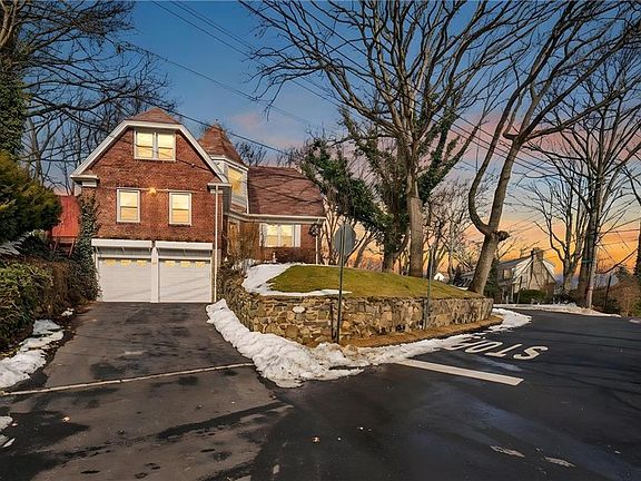 2nd image of 34 Holsman Rd