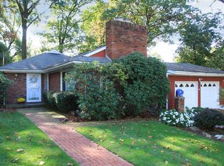 895 Edison St, Washington Township, NJ 07676