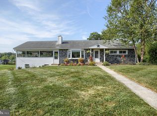 481 Crooked Hill Rd, Hummelstown, PA 17036