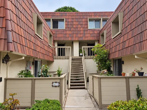 15 Cresta Verde Dr, Rolling Hills, CA 90274