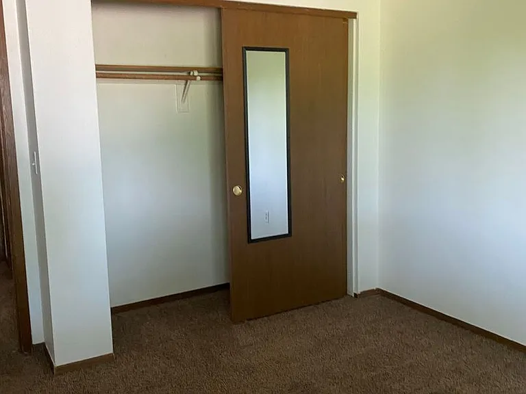 2111 Refset Dr — Photo 12