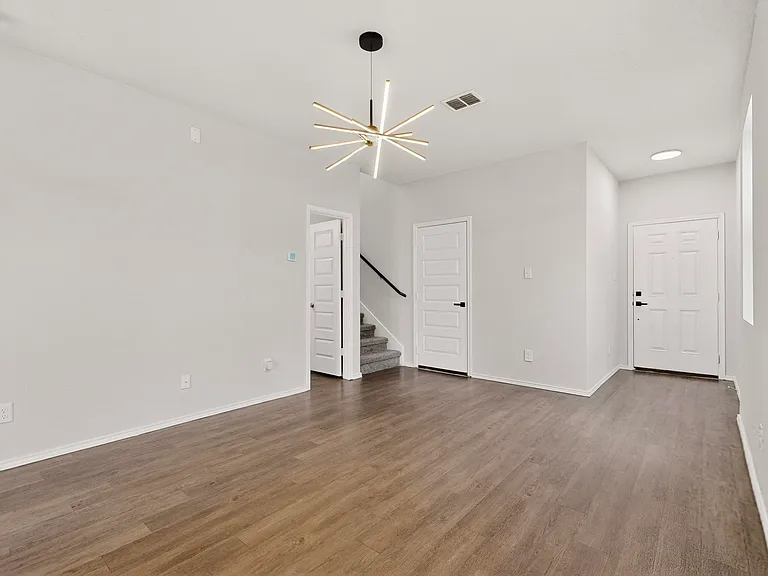 10422 Green Lake Dr — Photo 5