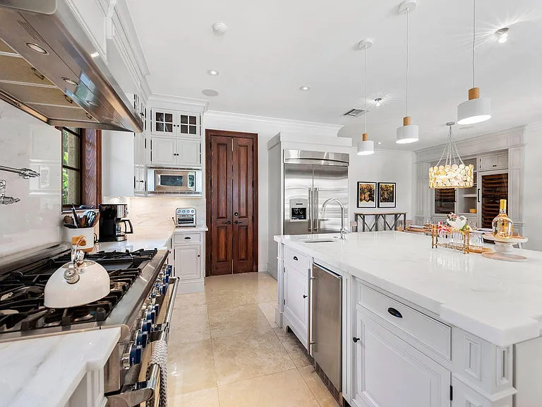 14 Harbor Dr — Photo 18