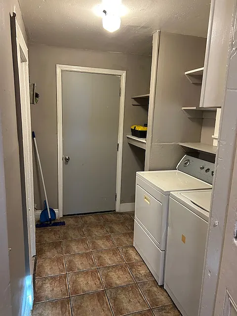2 bed, 1200 sqft, $1,400 — Photo 3