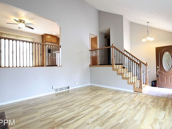 2nd image of 1206 Patricia Dr