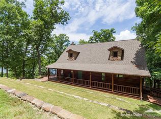 852 Honey Creek Rd, Eureka Springs, AR 72631