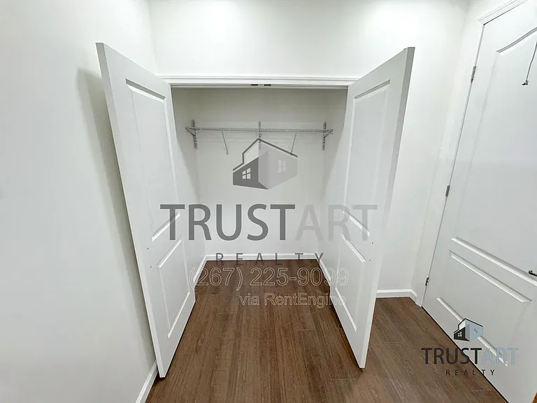 910 N 41st St #1 — Photo 8