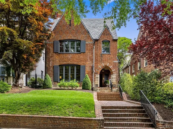 3102 Monument Ave, Richmond, VA 23221