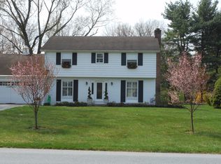 2022 Robindale Ave, Lancaster, PA 17601