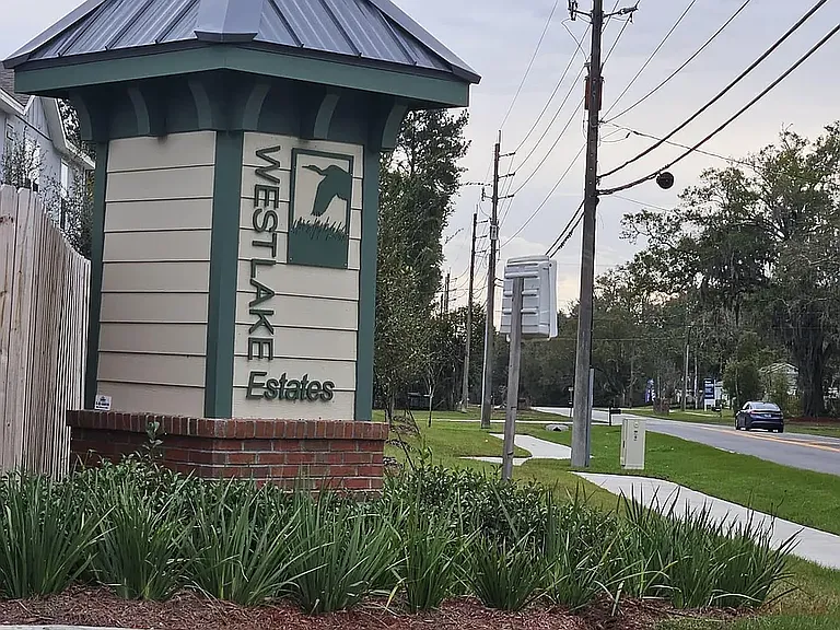 4004 Bay Hawk Ct — Photo 19