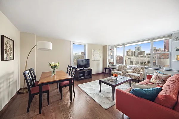 Sold by Compass | media 1