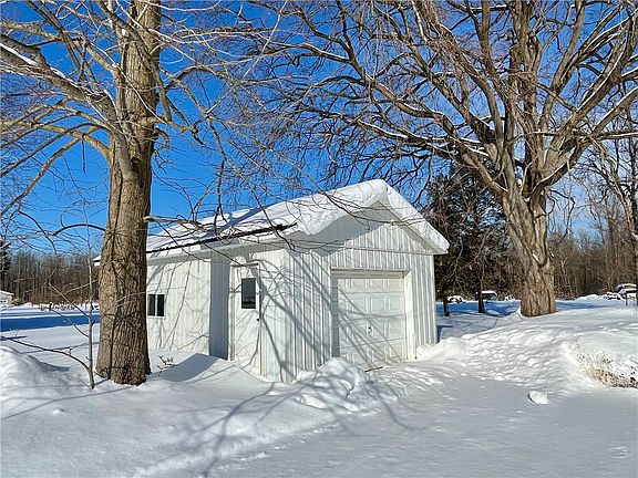 2nd image of 9207 Wayne Center Rose Rd