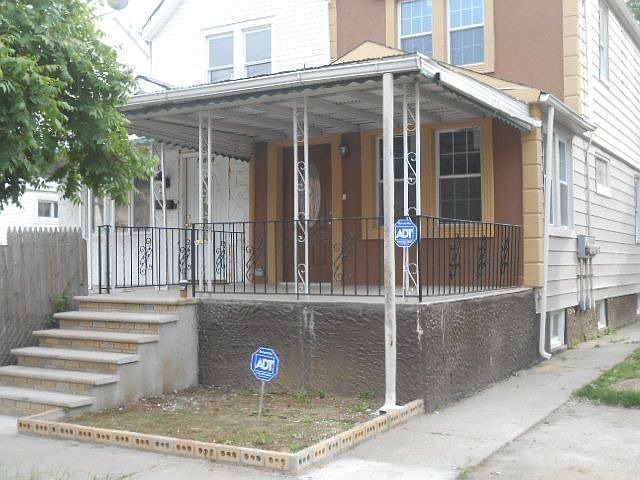 1st image of 11806 205th St
