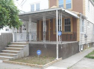 11806 205th St, Saint Albans, NY 11412