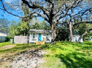 10810 N Annette Ave, Tampa, FL 33612
