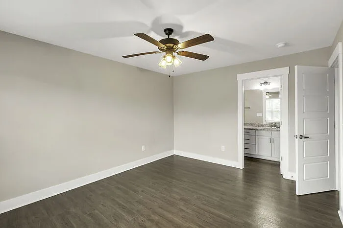 8 Tolar Rd — Photo 27
