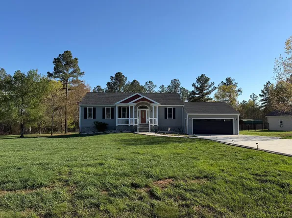 271 Pleasant Ridge Dr, Madison Heights, VA 24572