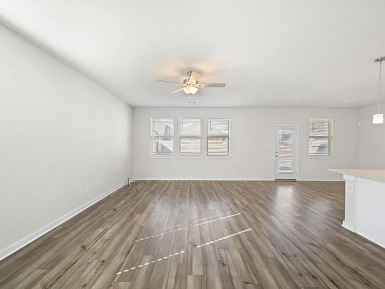 17482 Buckeye Bch — Photo 3