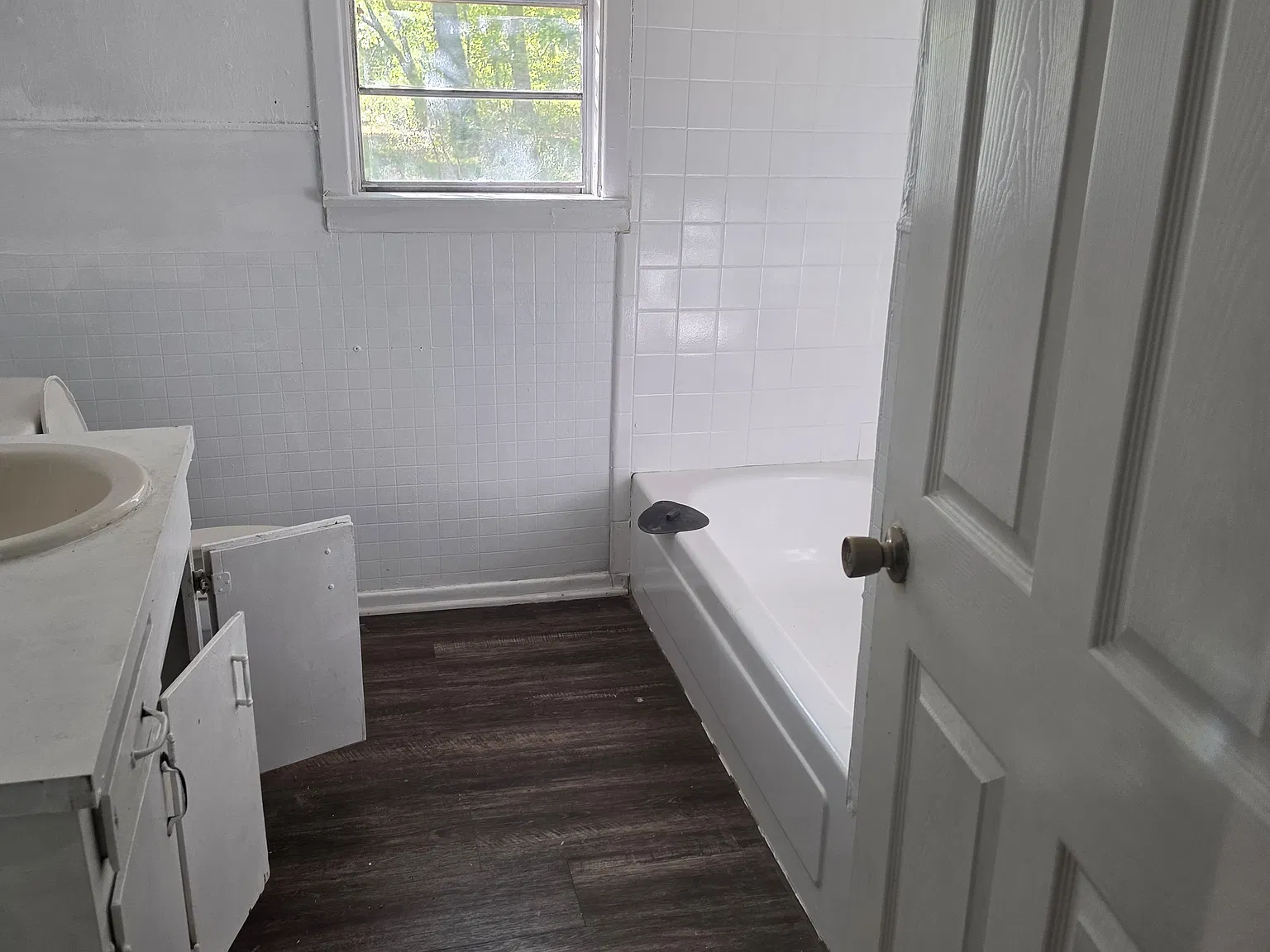 3 bed, $850 — Photo 2