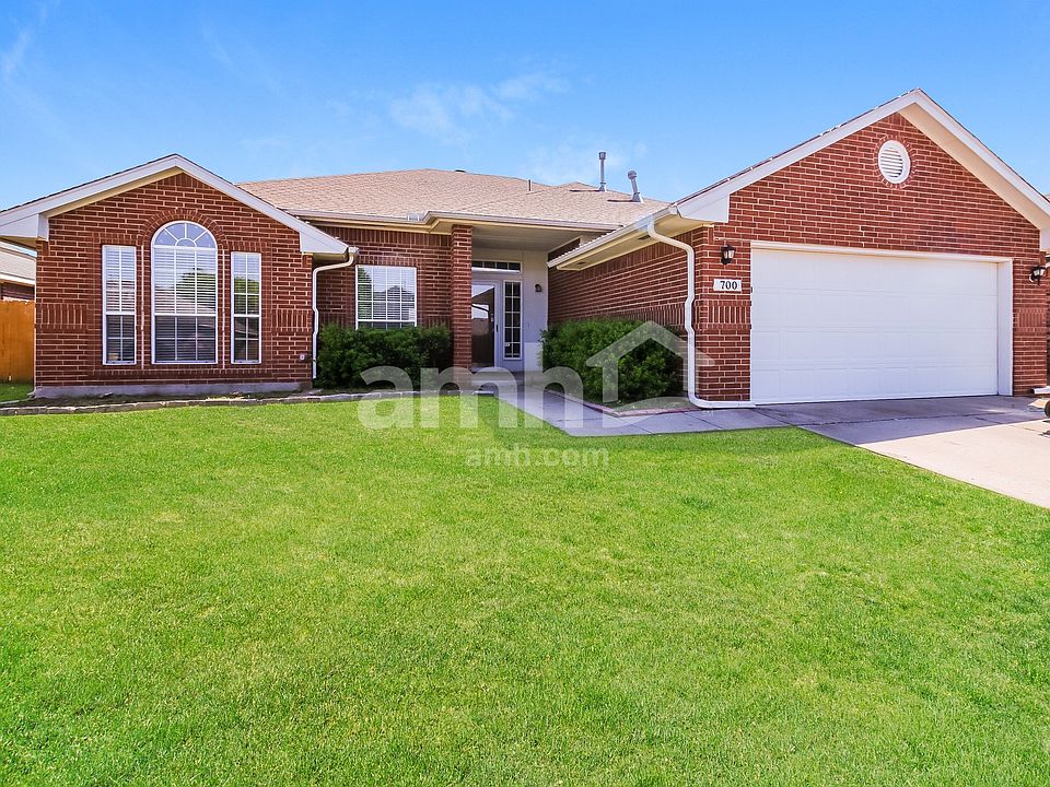 1st image of 700 SW 156th Pl