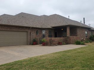 16121 Vintage Ct, Edmond, OK 73013