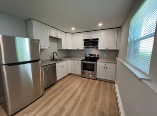 3 Pearson St APT 8, Haverhill, MA 01830