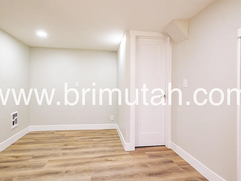 753 E Princeton Ave — Photo 14