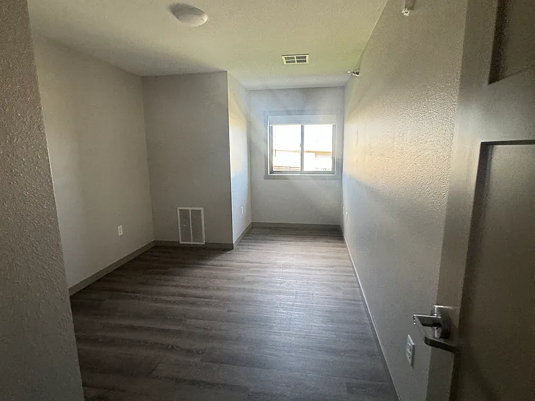 270 W 3rd St #205 — Photo 8
