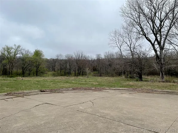 Bobwhite Ct, Henryetta, OK 74437