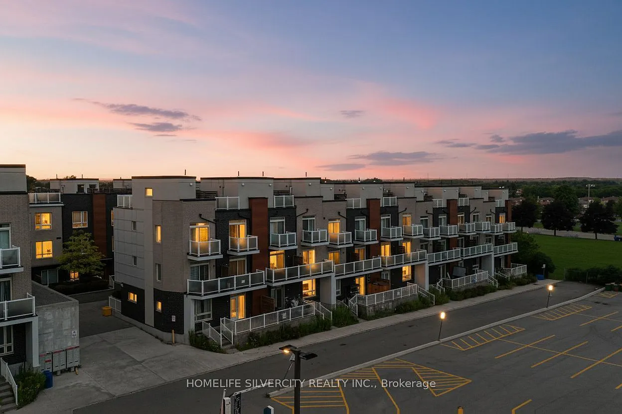 3 bed, $2,199 — Photo 2