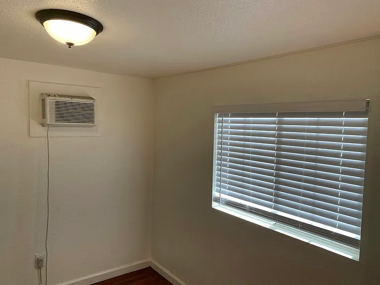 3382 Eucalyptus Ave #A — Photo 14
