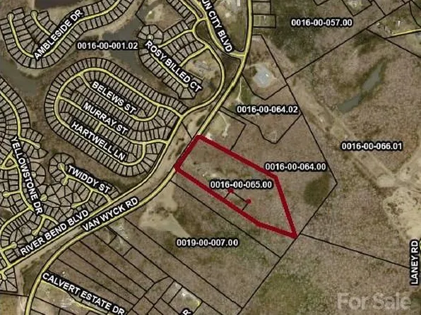 9562 Van Wyck Rd, Lancaster, SC 29720