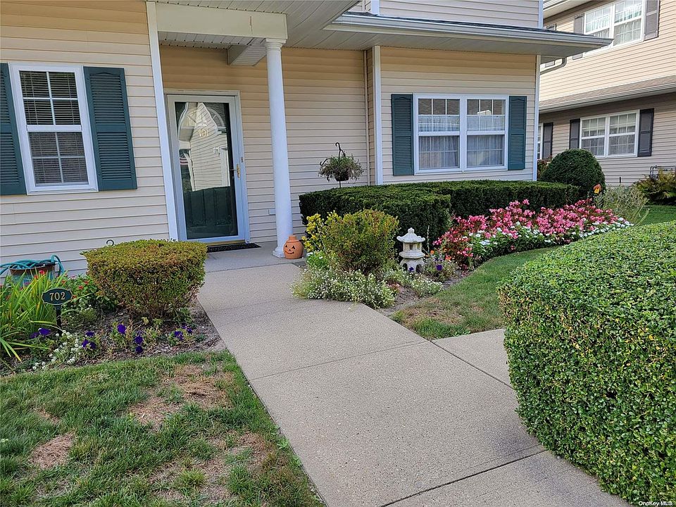 1st image of 701 Aerie Way #701
