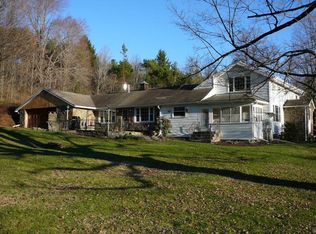 126 Halloran Dr, Breesport, NY 14816