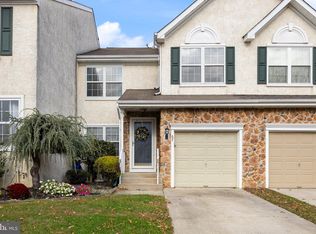 67 Hearthstone Ln, Marlton, NJ 08053