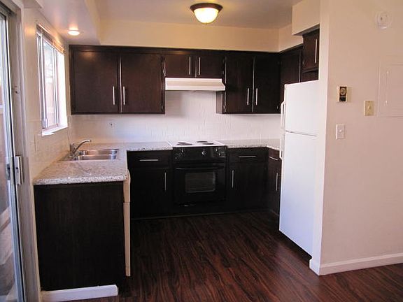 2nd image of 1314 Galleon Way