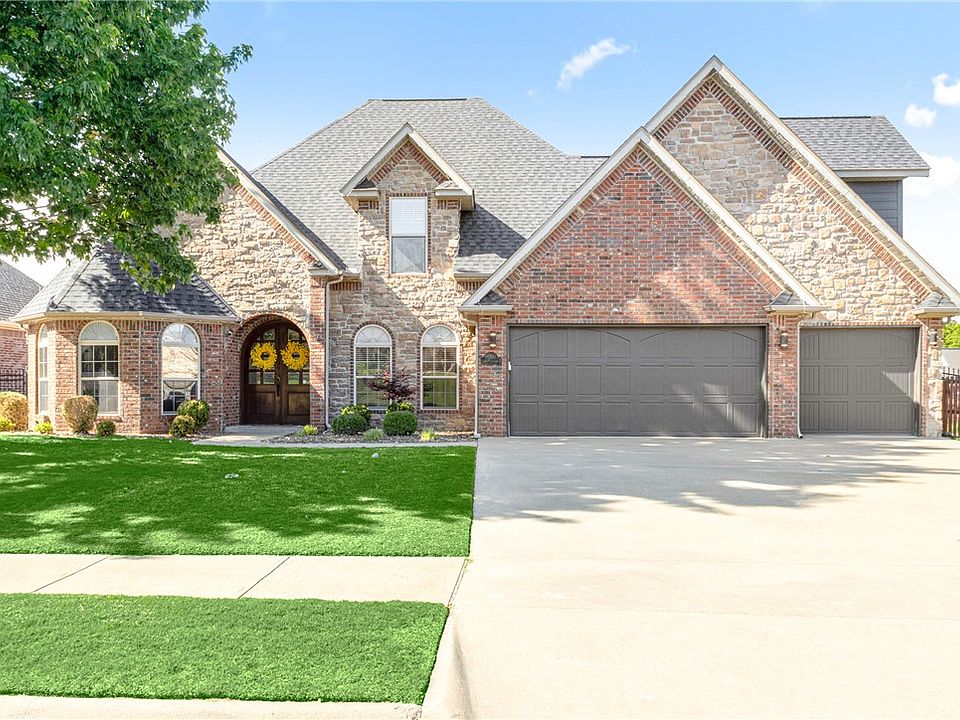 1st image of 3700 SW Plateau Blvd