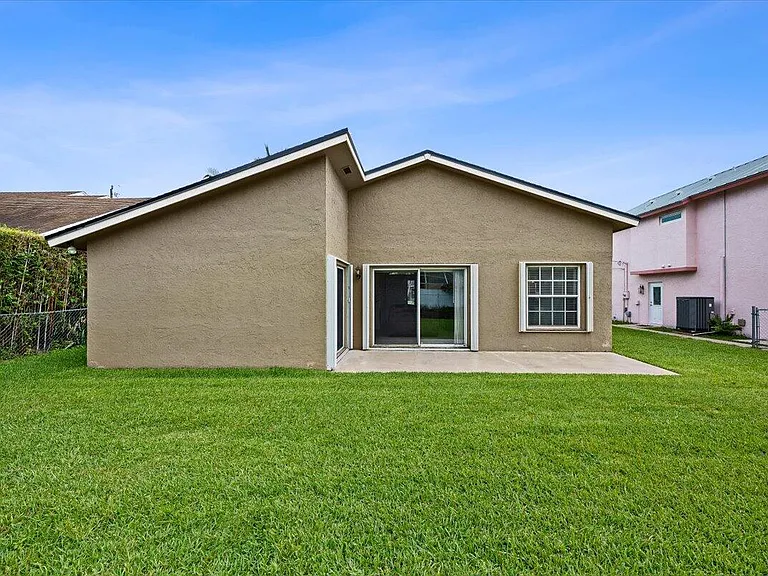 6397 Garrett St — Photo 12