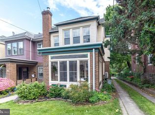 649 Hermitage St, Philadelphia, PA 19128