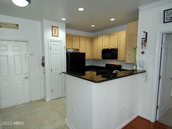 4th image of 2321 25th St S #2-304