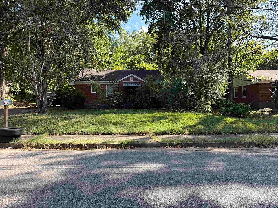 2nd image of 3166 Ridgecrest St