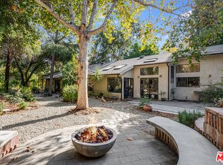 17305 Kinzie St, Northridge, CA 91325