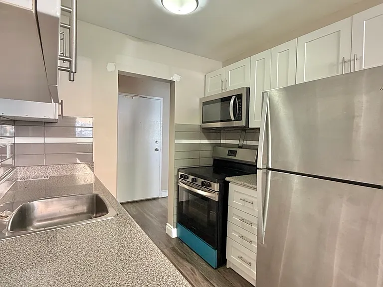 750 Kipps Ln #2 — Photo 10