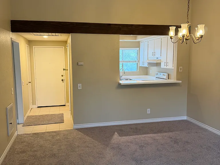 26261 Las Flores #G — Photo 7